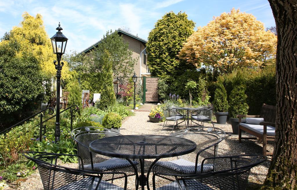 Walnut Couette-café Noorbeek